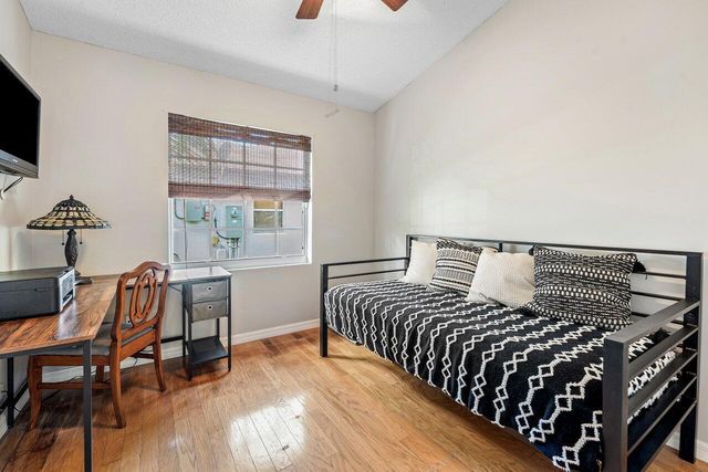 5418 Club Circle, Haverhill, FL 33415