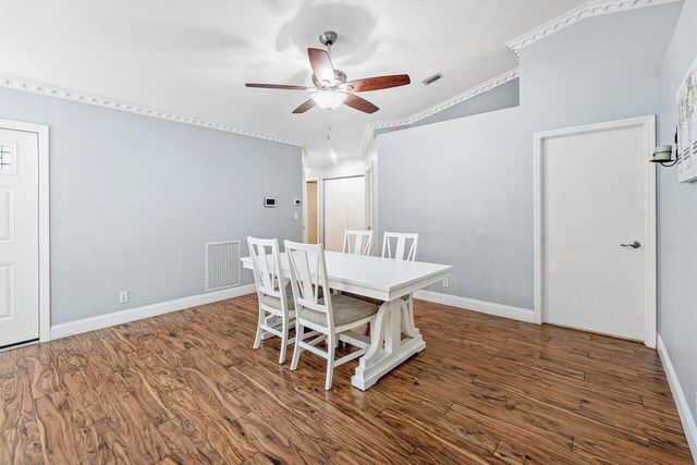 5418 Club Circle, Haverhill, FL 33415