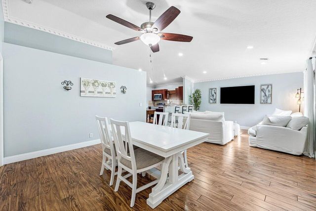 5418 Club Circle, Haverhill, FL 33415