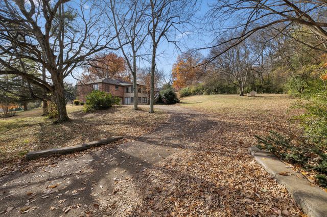 1252 W Hickory Springs Ct, Brentwood, TN 37027