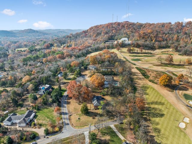 1252 W Hickory Springs Ct, Brentwood, TN 37027