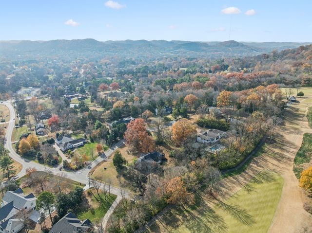 1252 W Hickory Springs Ct, Brentwood, TN 37027