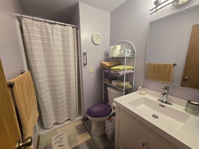 2116 Kingsley St, Newton, KS 67114