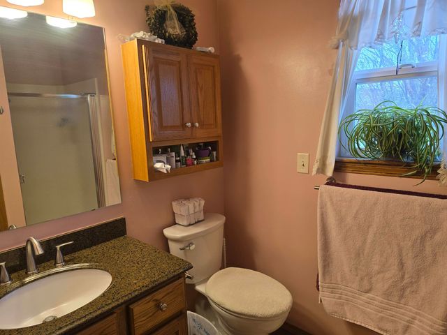 2116 Kingsley St, Newton, KS 67114