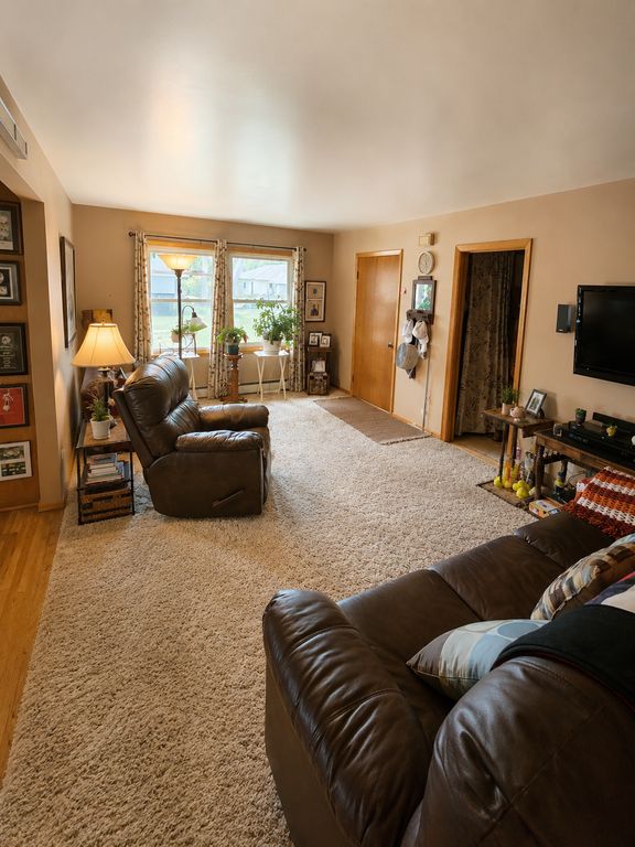 214 1st Avenue NW, New Prague, MN 56071 — photo 2