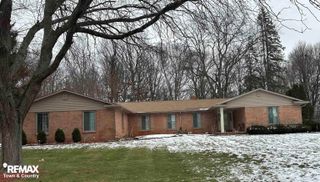 1260 Springborrow Drive, Flint, MI 48532