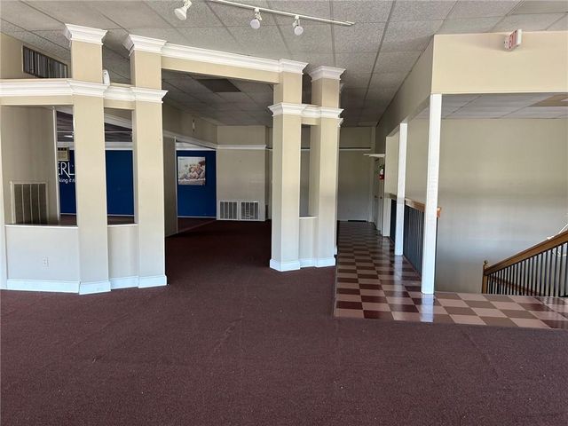 60 MACARTHUR Drive, Alexandria, LA 71303