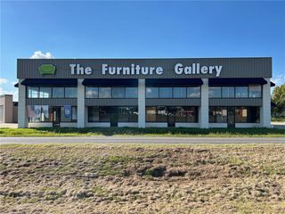 60 MACARTHUR Drive, Alexandria, LA 71303