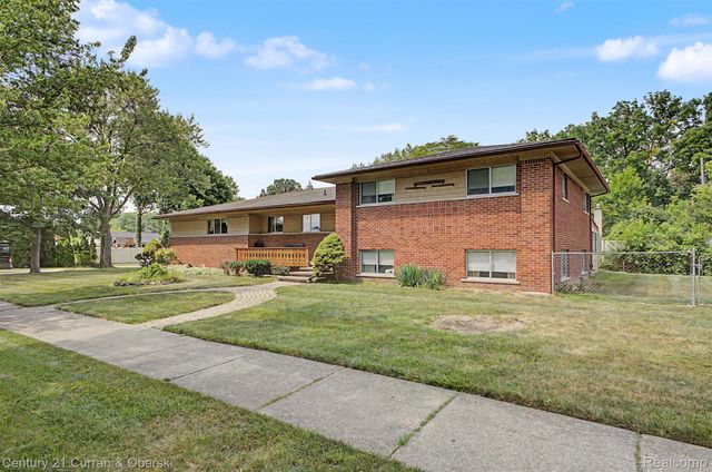 27110 Clairview Drive, Dearborn Heights, MI 48127