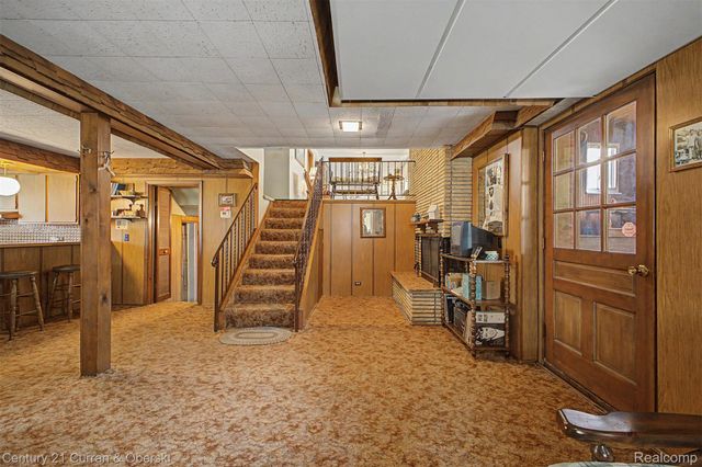 27110 Clairview Drive, Dearborn Heights, MI 48127