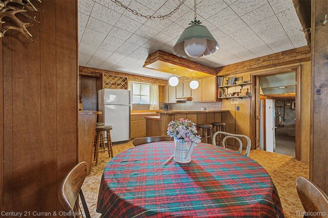 27110 Clairview Drive, Dearborn Heights, MI 48127