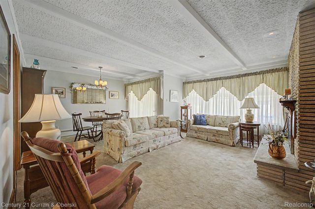 27110 Clairview Drive, Dearborn Heights, MI 48127