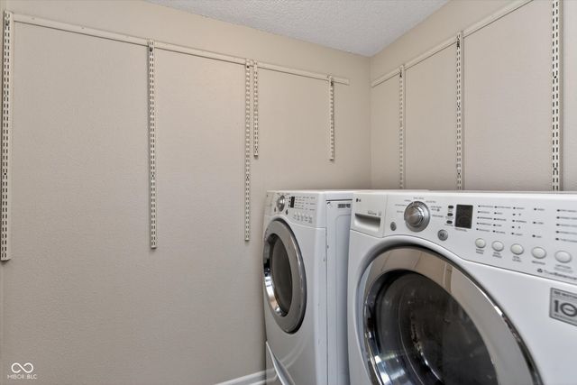 9201 Ogden Dunes Court, Indianapolis, IN 46113