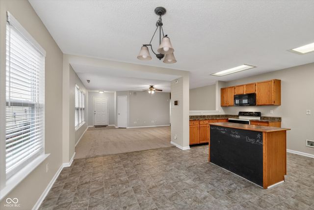 9201 Ogden Dunes Court, Indianapolis, IN 46113