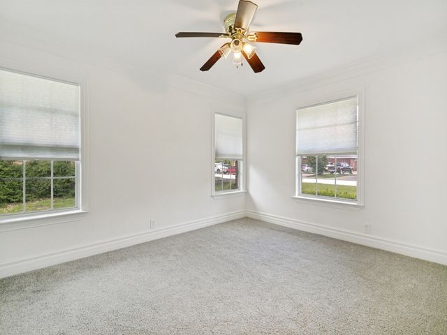415 Crockett, Lewisville, TX 75057