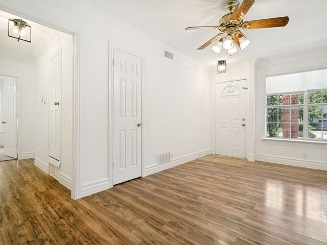 415 Crockett, Lewisville, TX 75057