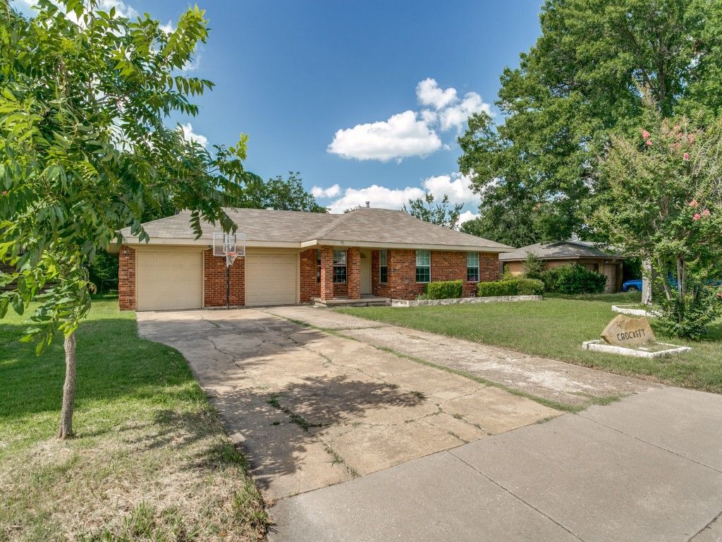 415 Crockett, Lewisville, TX 75057