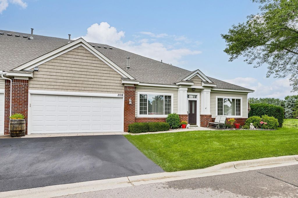 2018 111th Court NE, Blaine, MN 55449