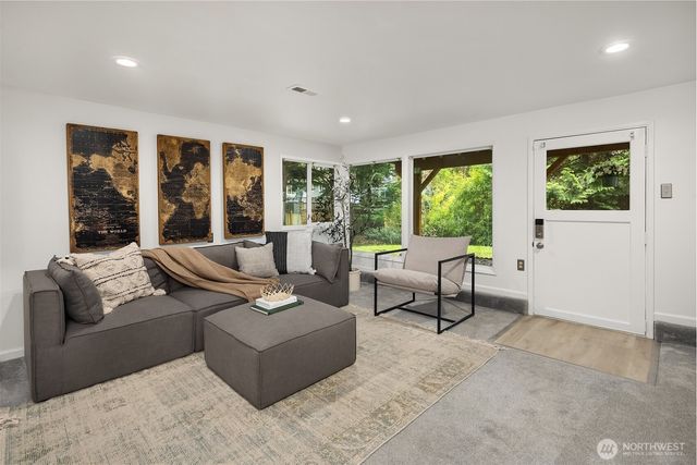 1609 217th Place NE, Sammamish, WA 98074