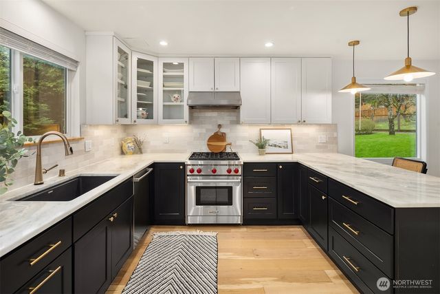 1609 217th Place NE, Sammamish, WA 98074