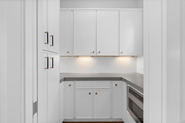 309 Avenue Of Oaks Street, Houston, TX 77009