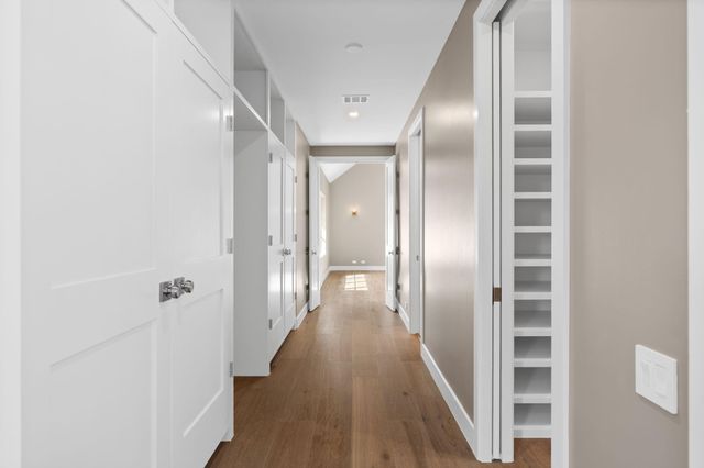 309 Avenue Of Oaks Street, Houston, TX 77009