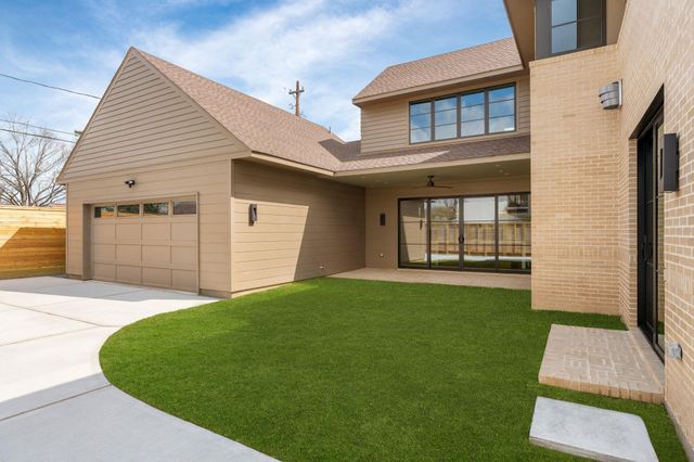 309 Avenue Of Oaks Street, Houston, TX 77009