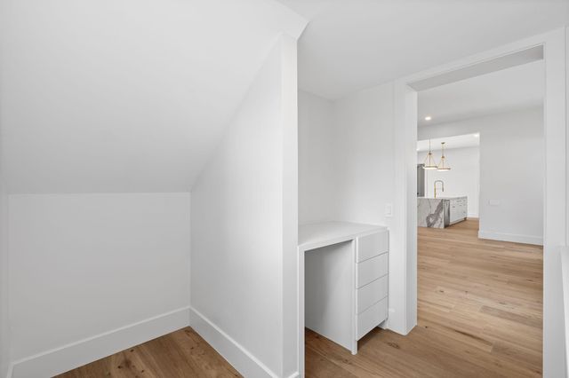 309 Avenue Of Oaks Street, Houston, TX 77009