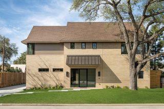 309 Avenue Of Oaks Street, Houston, TX 77009