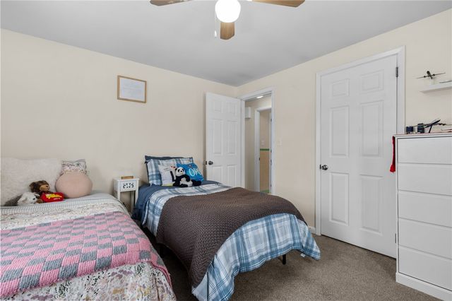 386 Mendon Avenue, Pawtucket, RI 02861