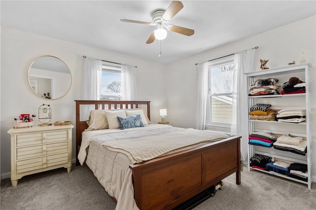 386 Mendon Avenue, Pawtucket, RI 02861