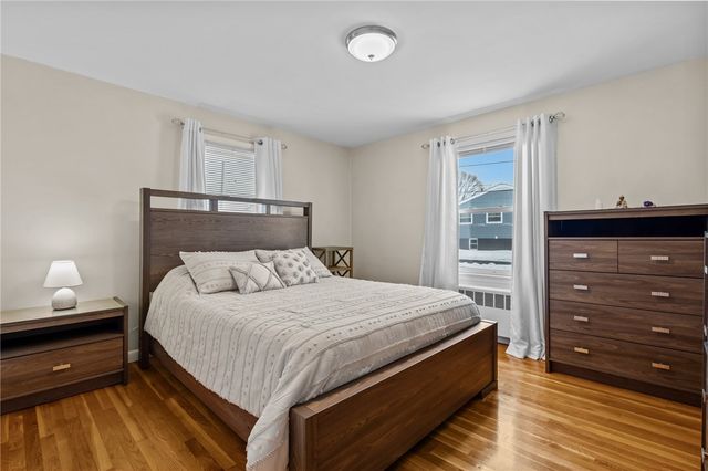 386 Mendon Avenue, Pawtucket, RI 02861