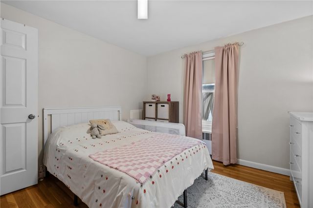 386 Mendon Avenue, Pawtucket, RI 02861