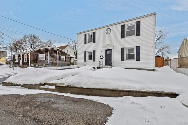 386 Mendon Avenue, Pawtucket, RI 02861