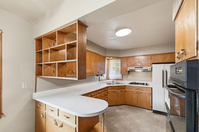 1505 Scenic Drive NW, Sauk Rapids, MN 56379