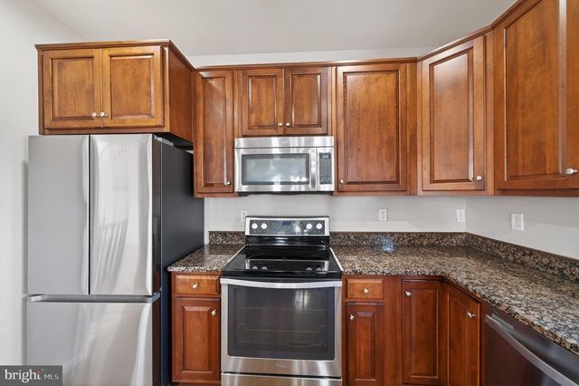 62 NIBLICK CT, Martinsburg, WV 25405