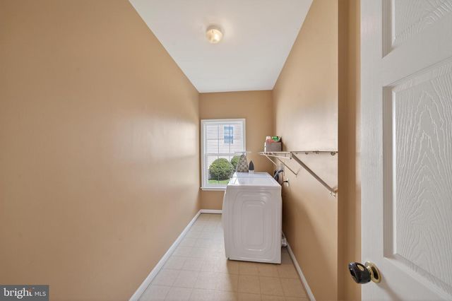 62 NIBLICK CT, Martinsburg, WV 25405