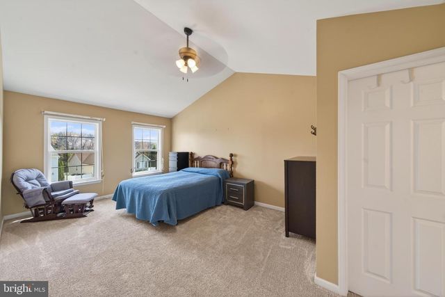62 NIBLICK CT, Martinsburg, WV 25405