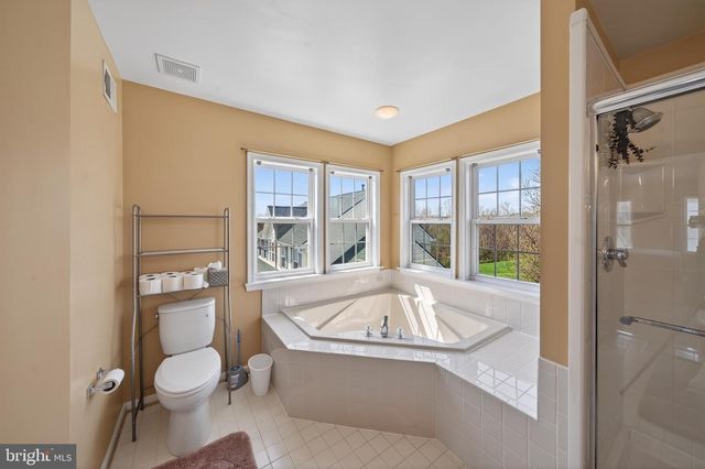 62 NIBLICK CT, Martinsburg, WV 25405