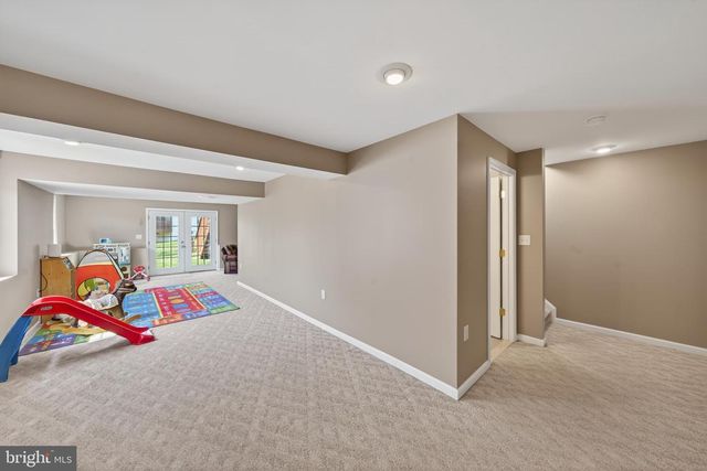 62 NIBLICK CT, Martinsburg, WV 25405