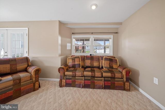 62 NIBLICK CT, Martinsburg, WV 25405