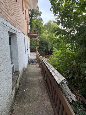 94 William Street, Yonkers, NY 10701
