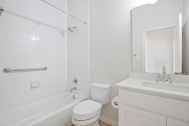 8648 Wellspring LOOP, Round Rock, TX 78665