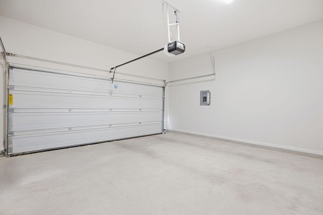 8648 Wellspring LOOP, Round Rock, TX 78665