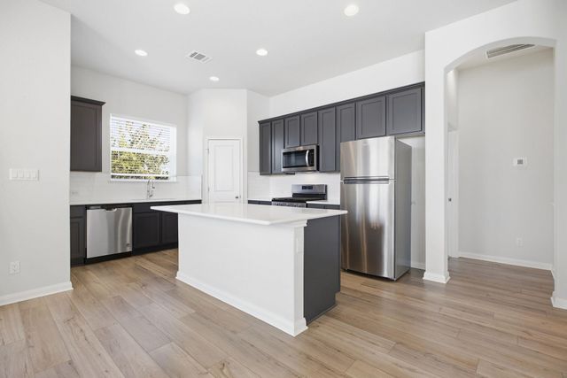 8648 Wellspring LOOP, Round Rock, TX 78665