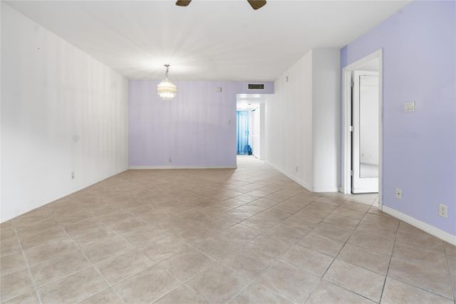 140 S Cypress Road 113, Pompano Beach, FL 33060