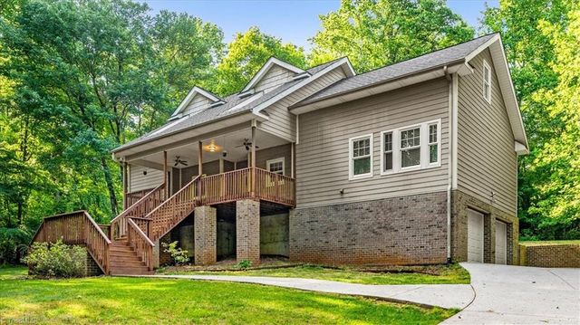 2105 Morning Star Lane, Winston-salem, NC 27107