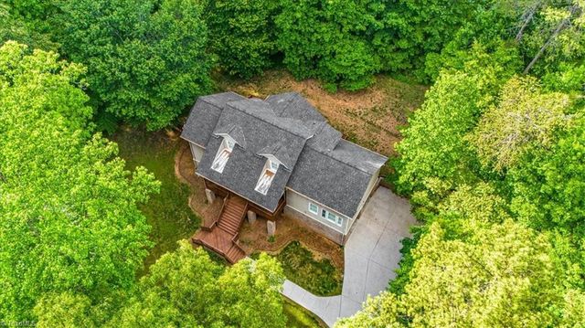 2105 Morning Star Lane, Winston-salem, NC 27107