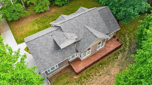 2105 Morning Star Lane, Winston-salem, NC 27107