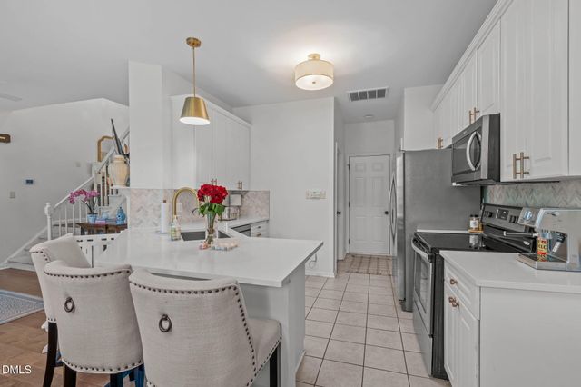 10402 Shadowlawn Drive, Raleigh, NC 27614